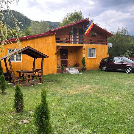 Cabana Lucia Tarcau Exterior photo